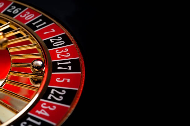 Wolf Gold slot game interface showing five reels and payout symbols on obby platform